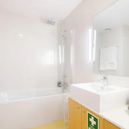 Cm Antas Apartment Porto